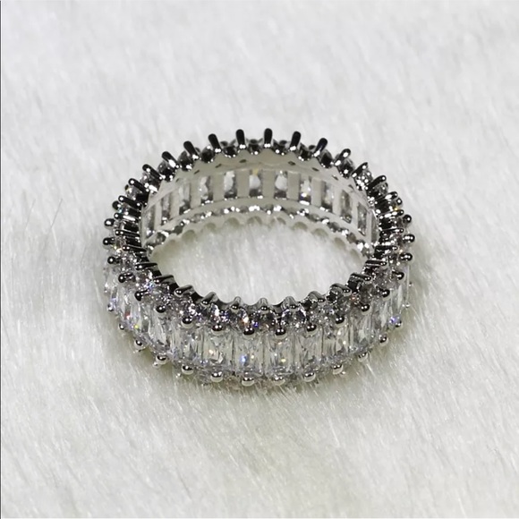 18k White Fold Filled CZ Ring - Picture 6 of 6